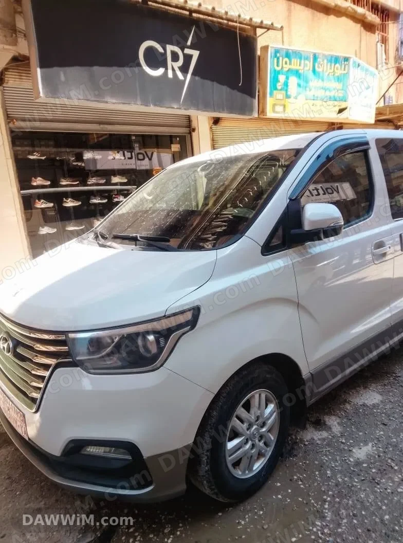 للبيع فان هيونداي H1 سياحي موديل 2019