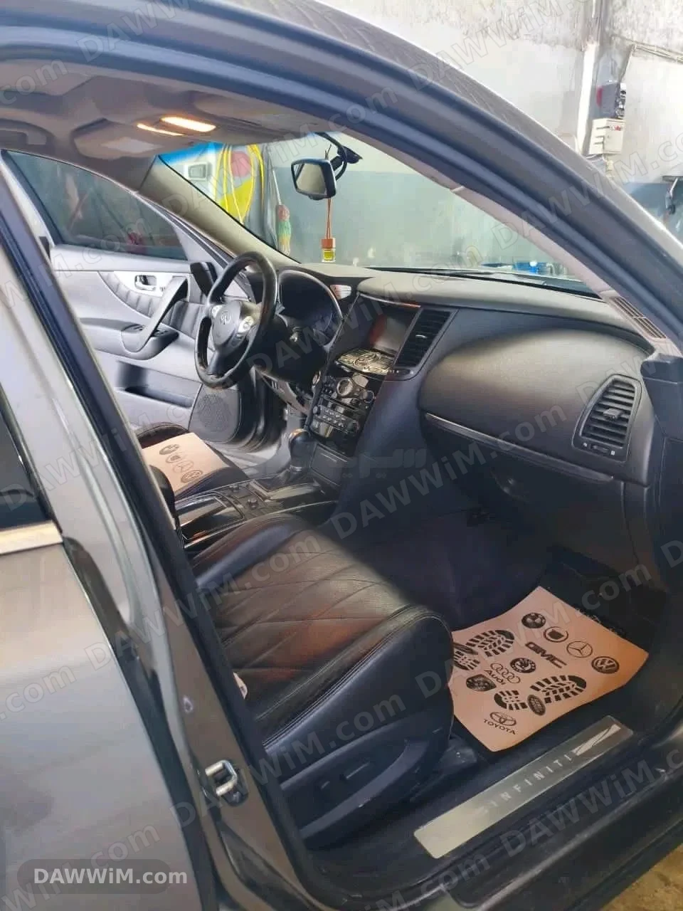 انفينيتي QX70 موديل 2014