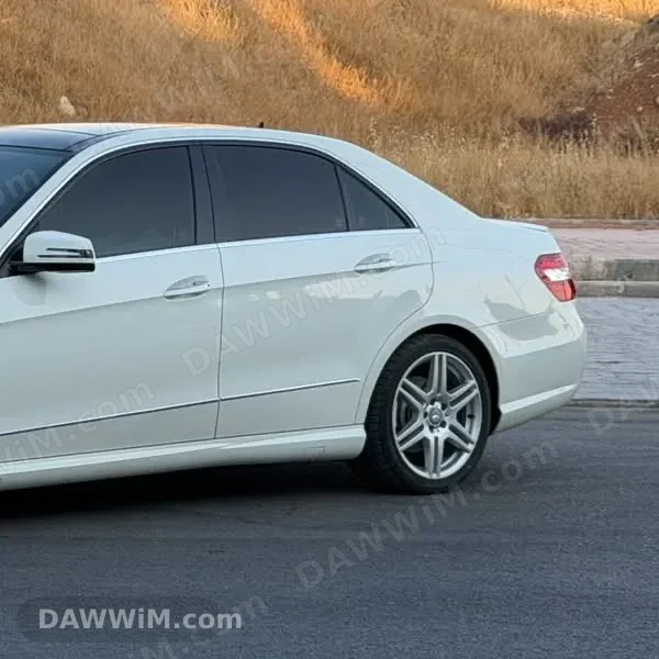 مرسيدس بنز MERCEDES BENZ E300 موديل 2010