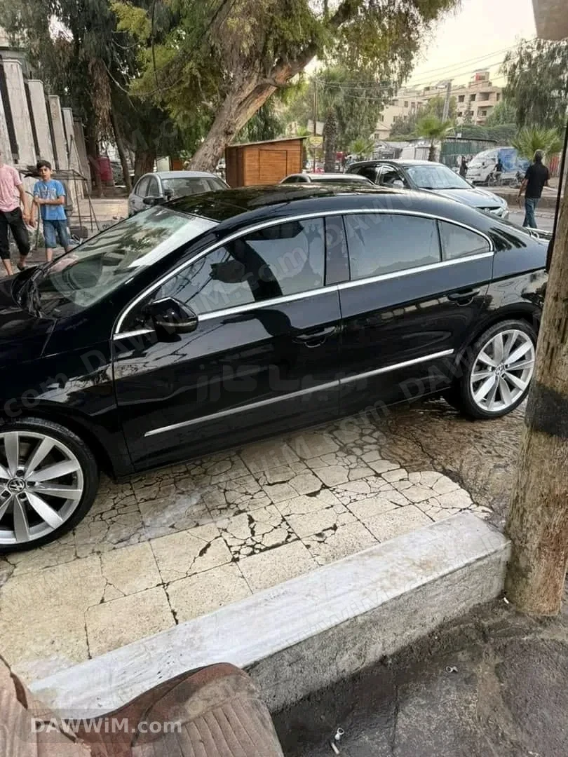 فولكس فاكن باسات سيسي - Volkswagen Passat CC 2012