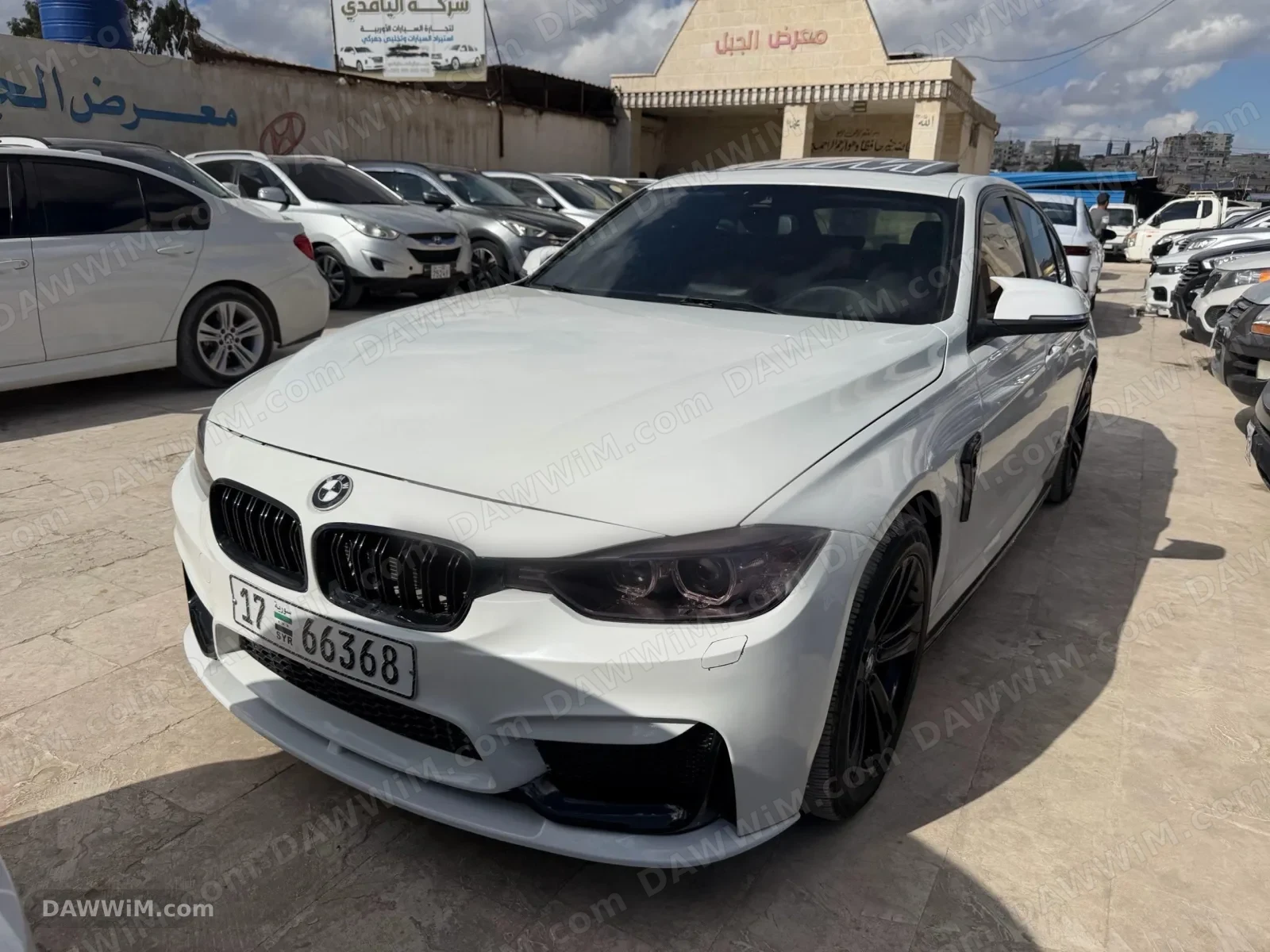 سيارة بي ام دابيليو BMW 320 موديل 2015