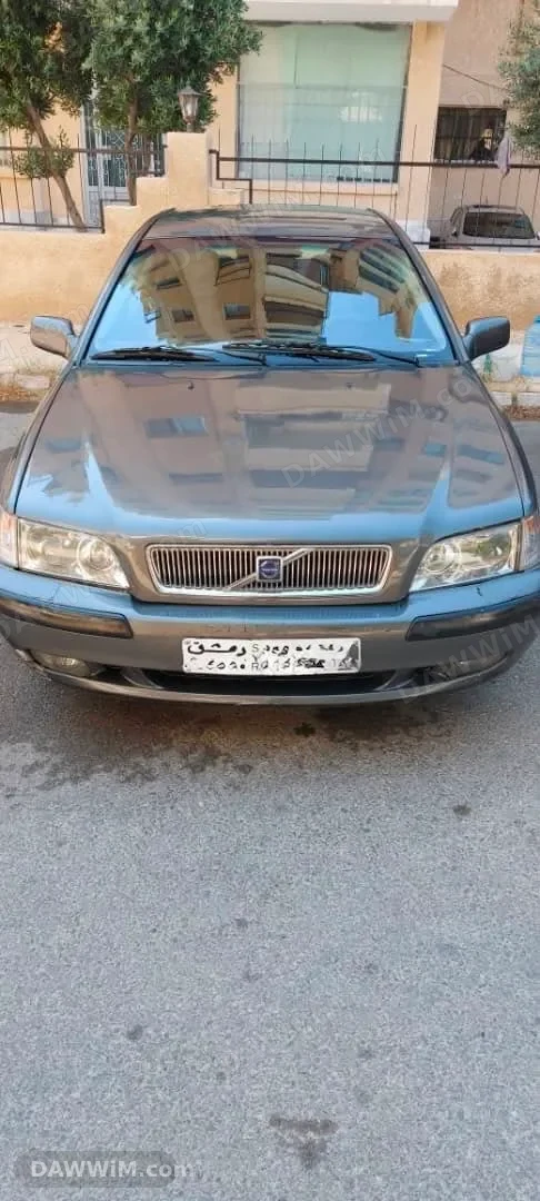 فولفو S40 موديل 2003 للبيع