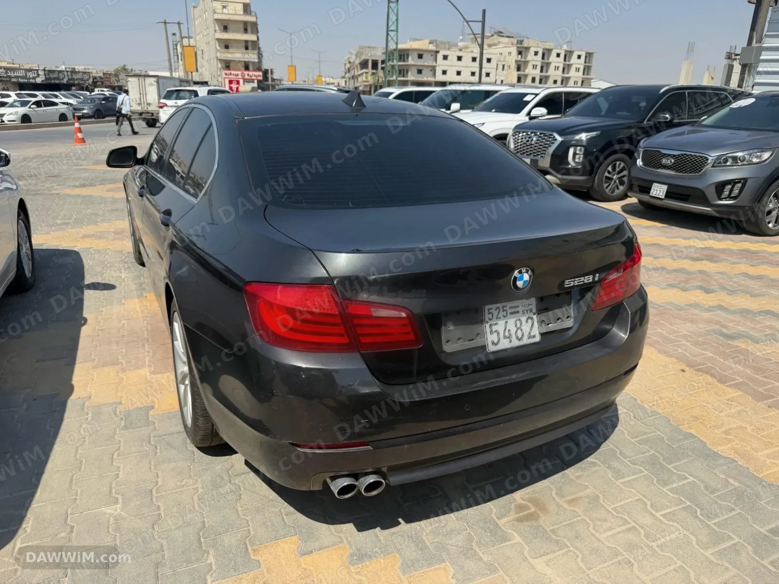 بي ام دبليو 528 موديل 2011