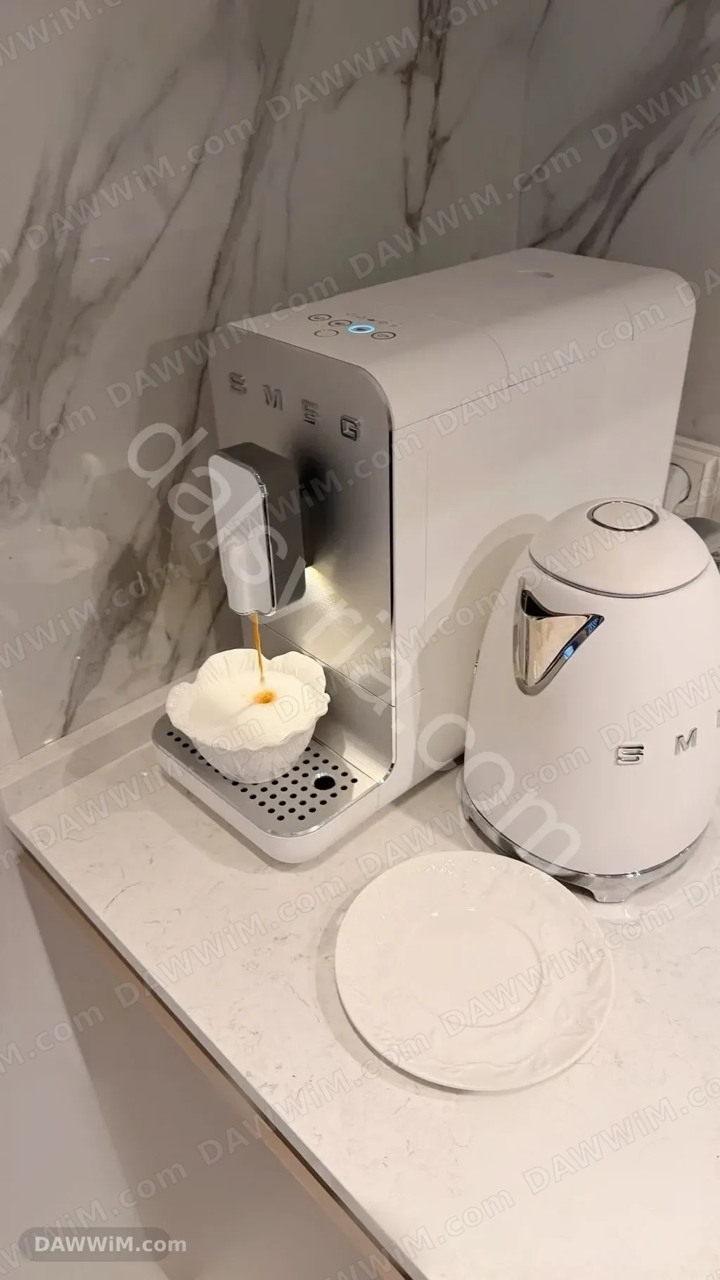 ماكينة اسبريسو SMEG طراز BCC12