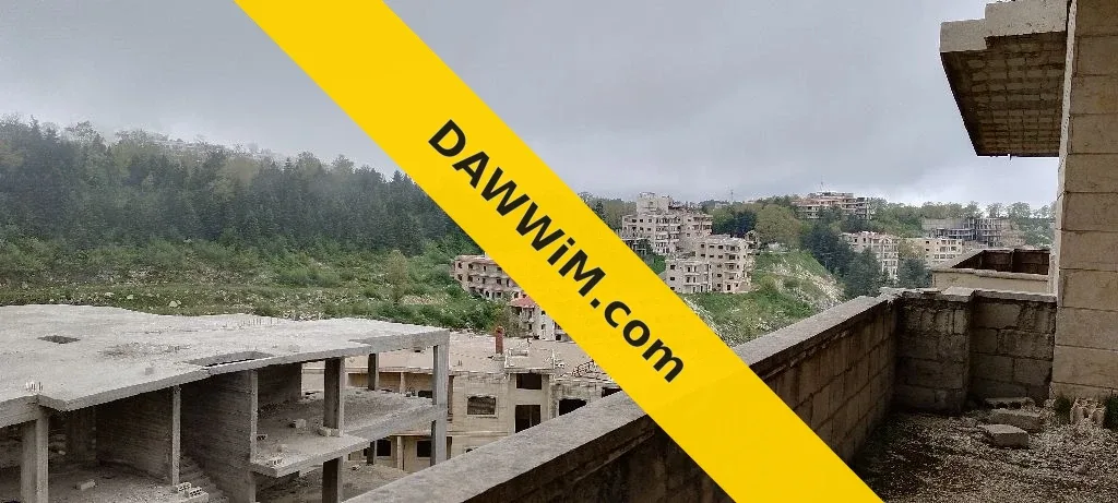 شقة للبيع 110م في صلنفة – طابو أخضر وإطلالة مفتوحة
