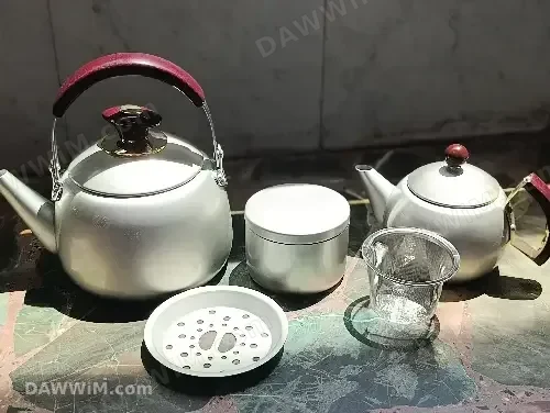طقم شاي أنيق متكامل بتصميم عصري