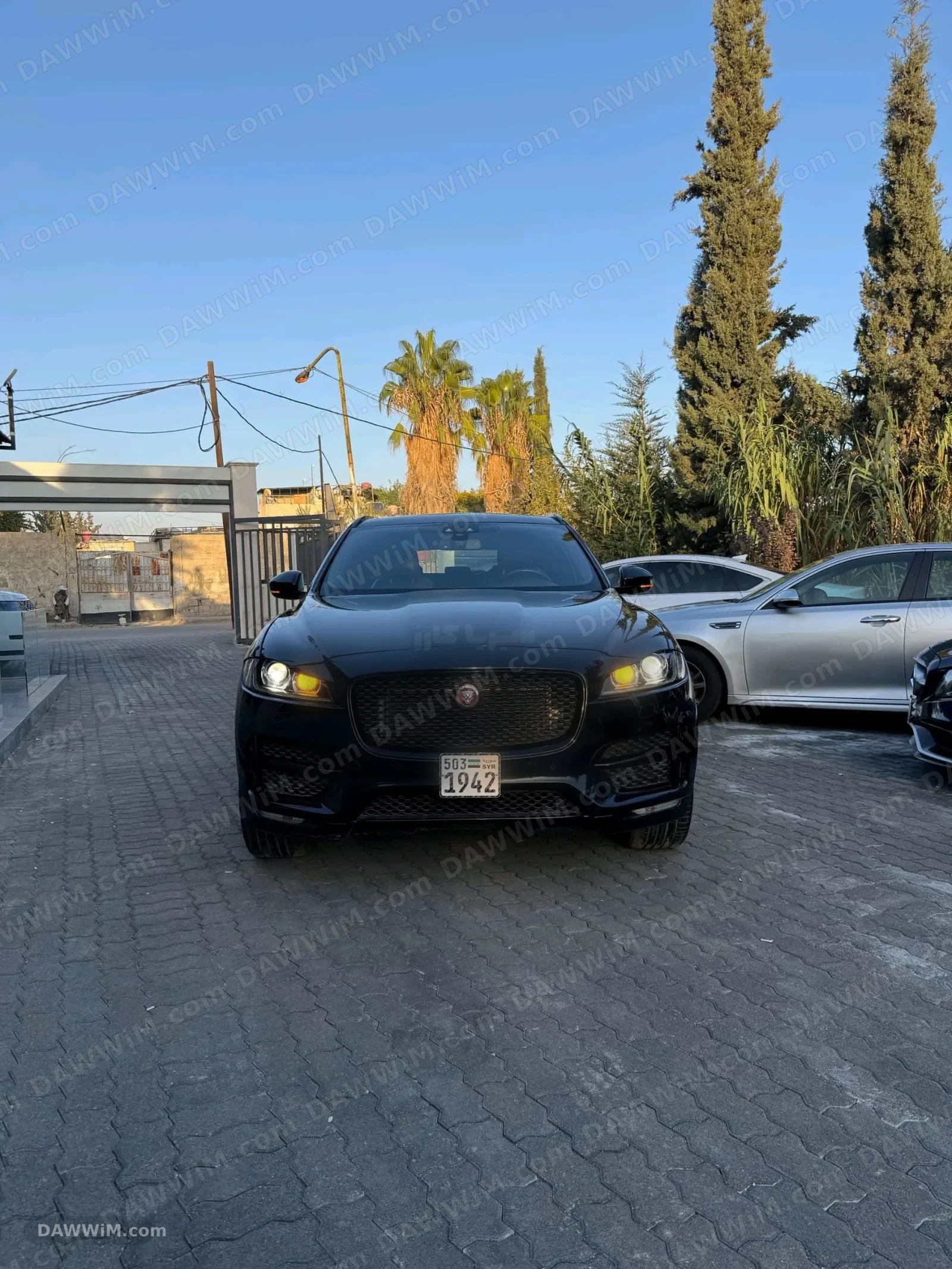 جاغوار F-Pace موديل 2017 للبيع