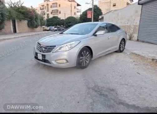 هيونداي ازيرا 2012 مستعملة للبيع