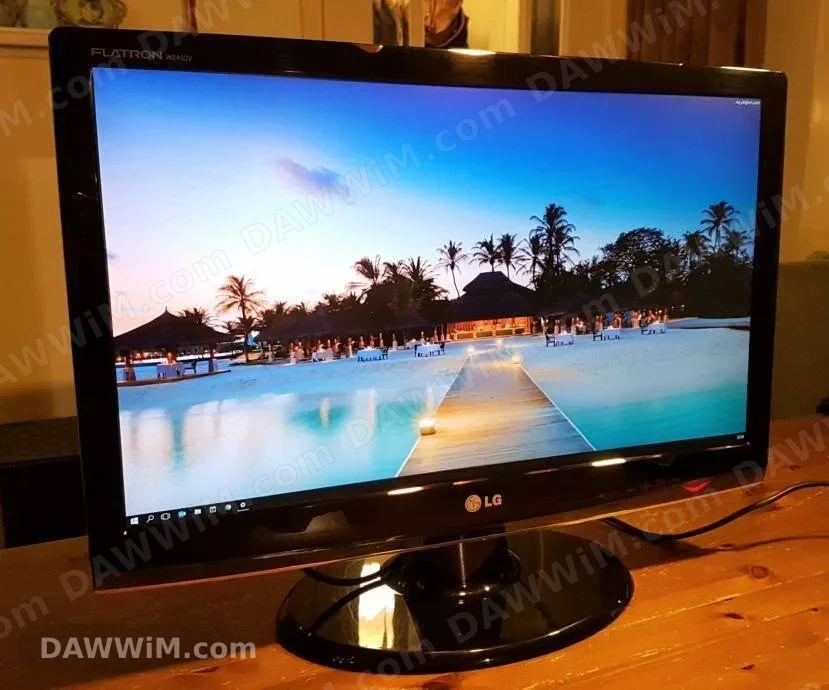 شاشة كمبيوتر LG