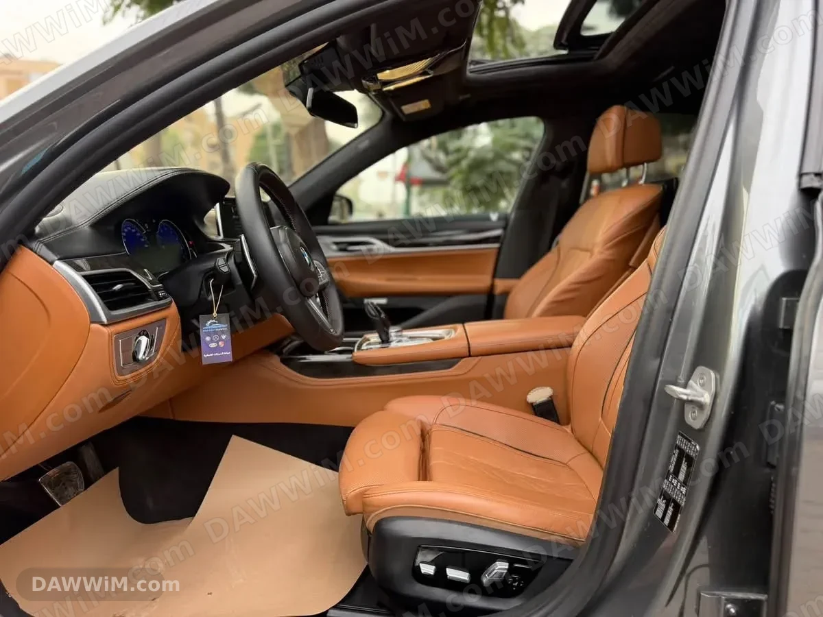 سيارة BMW 730Li موديل 2018 للبيع