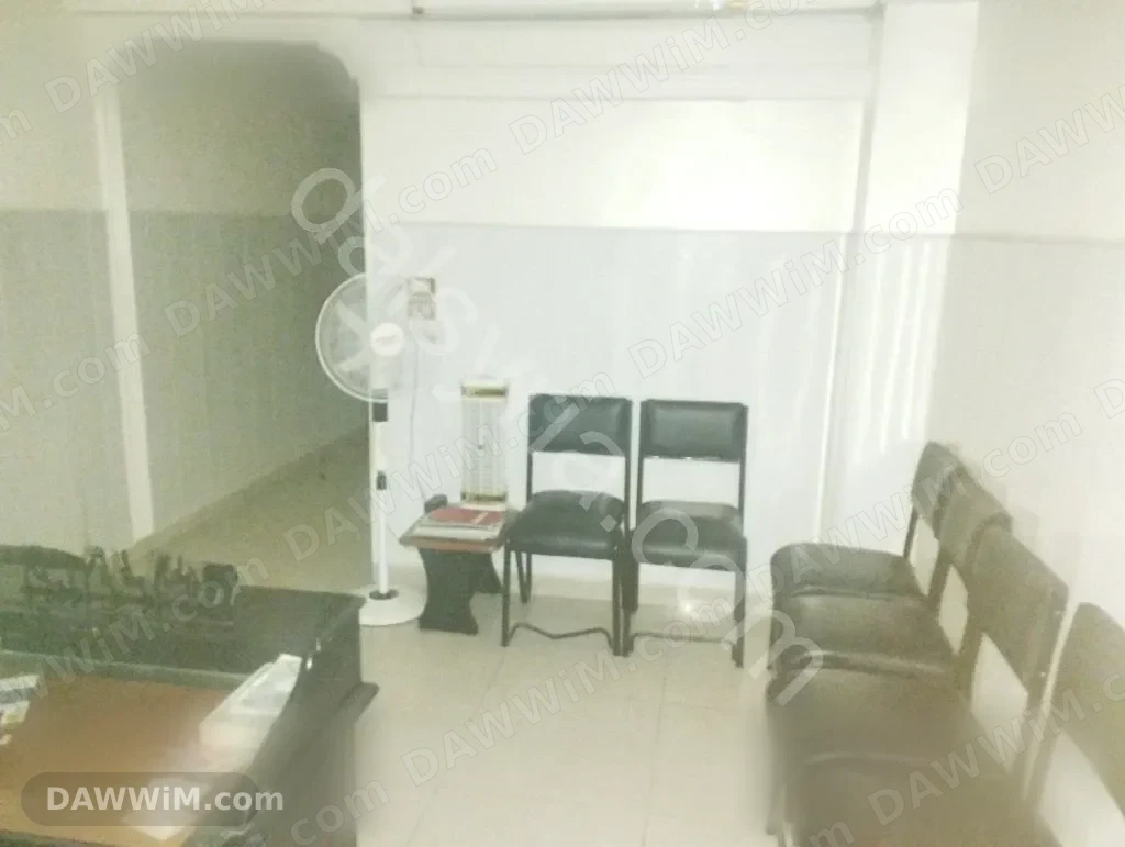 عيادة للايجار في شارع بغداد 22م