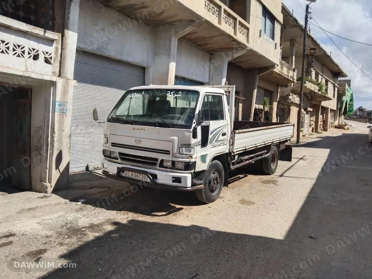 للبيع شاحنة ديهاتسو طويلة موديل 2008