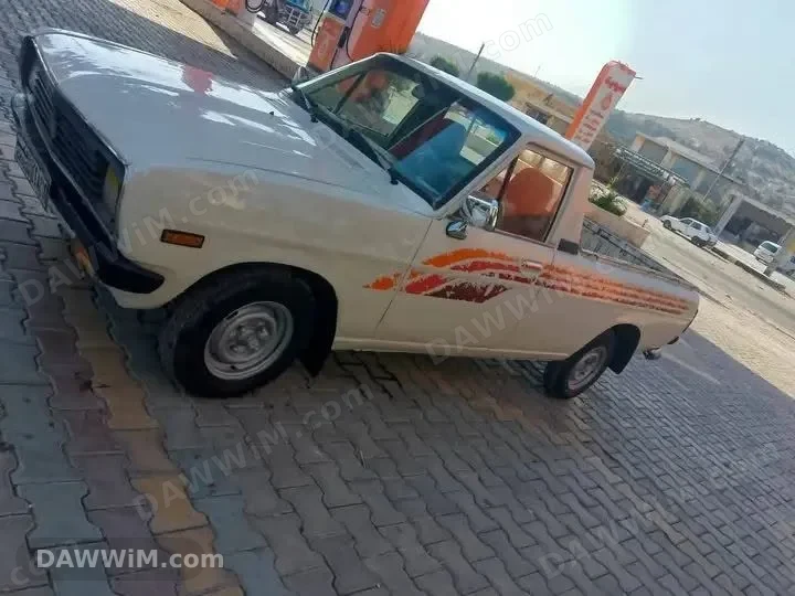 نيسان بيك أب موديل 1994