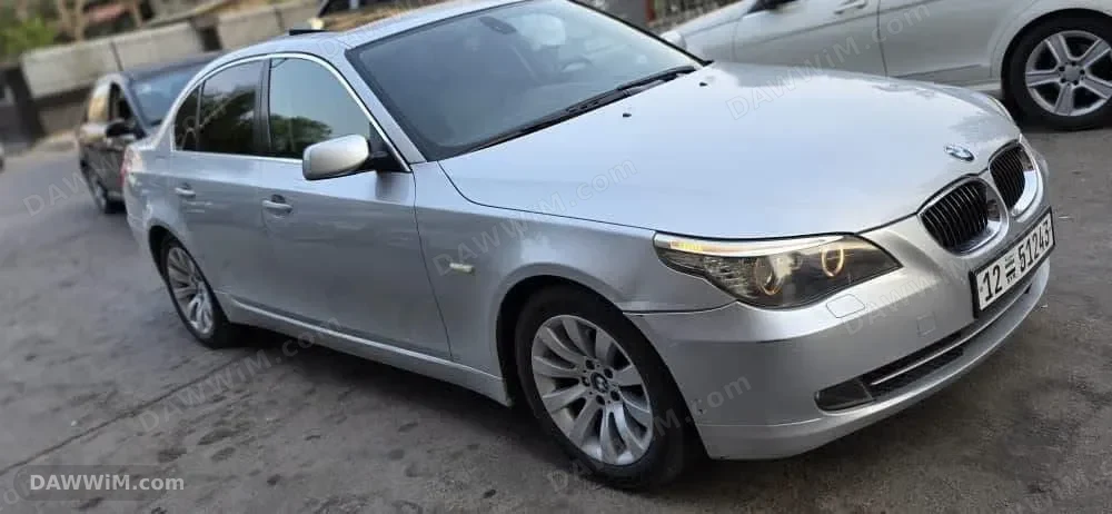 سيارة بي إم دبليو 528i موديل 2008 للبيع