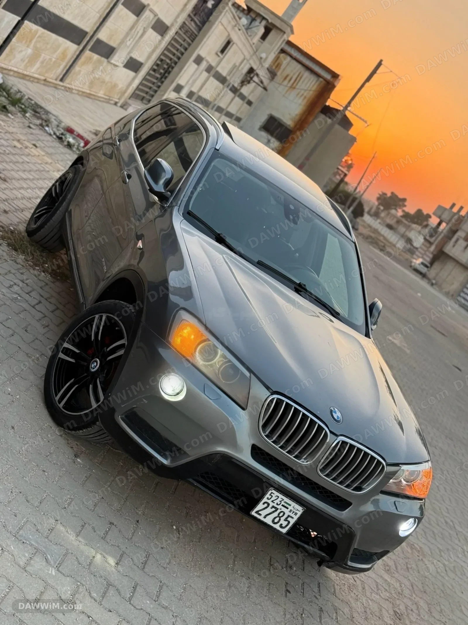 سيارة بي ام دبليو X3 موديل 2011 مستعملة للبيع