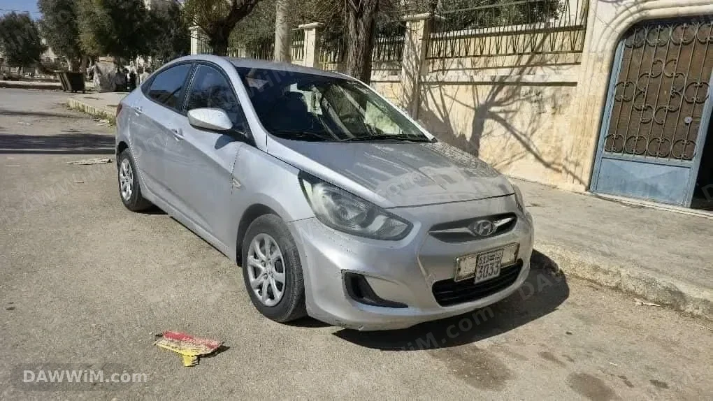 هيونداي اكسنت 2012 للبيع