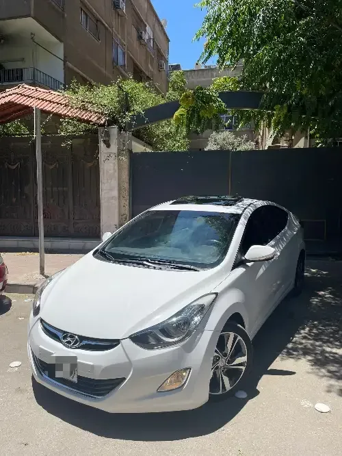 هيونداي إلنترا 2012 للبيع
