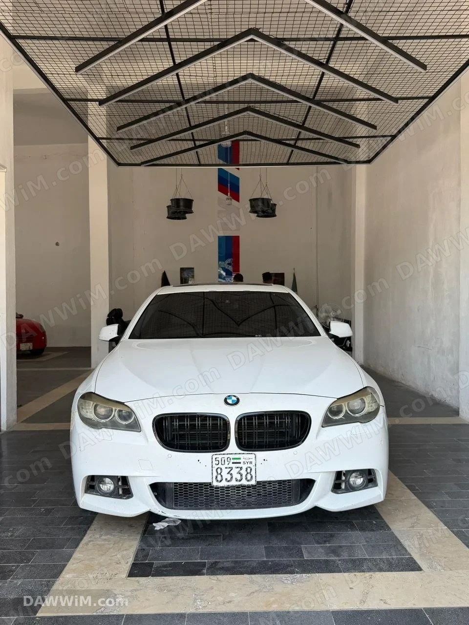سيارة BMW 523 موديل 2011 للبيع في طرطوس