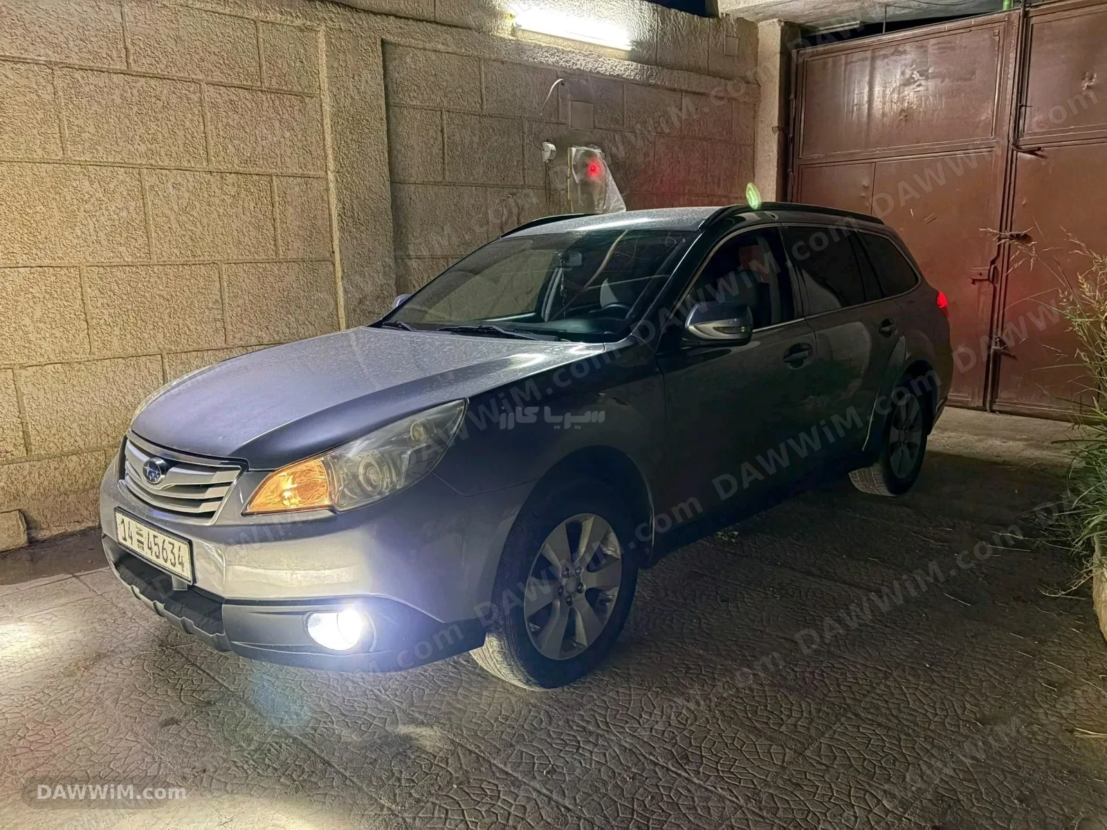 سوبارو اوت باك 2011