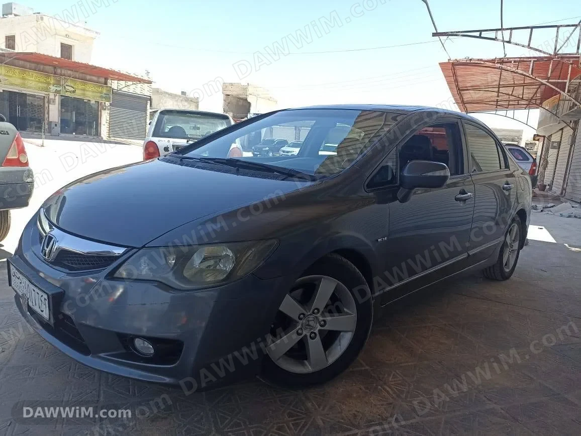 هوندا سيفيك 2009 بحالة جيدة