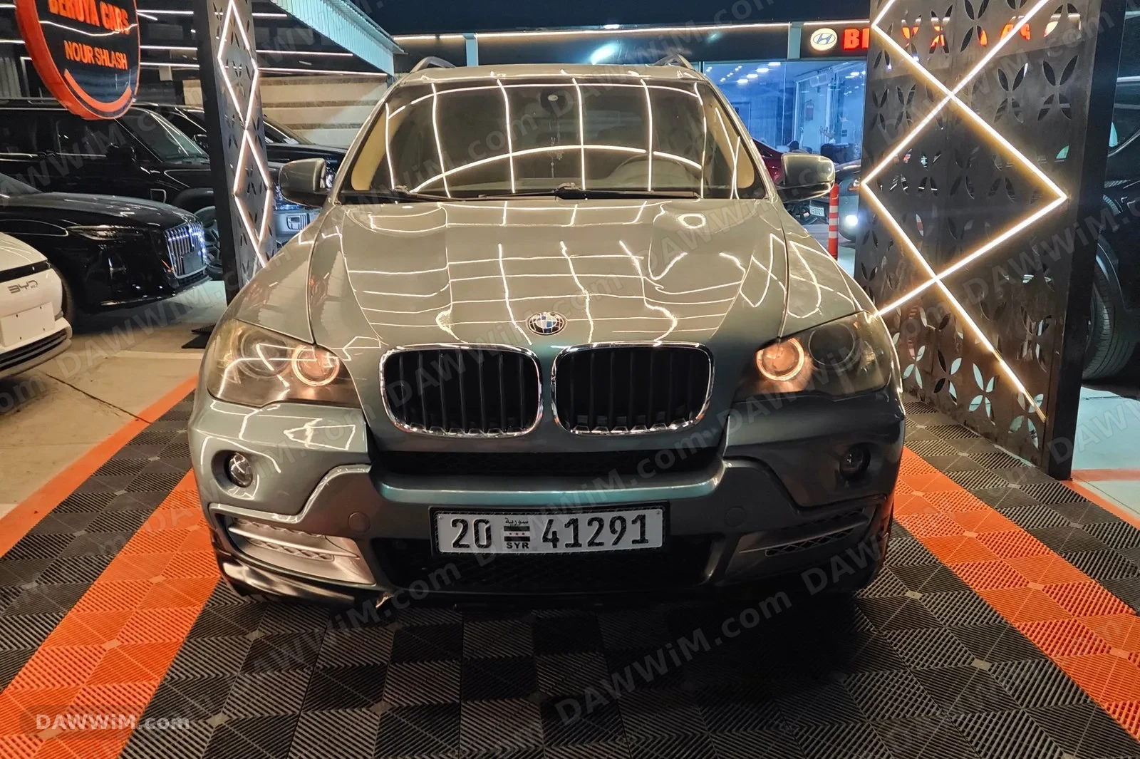 سيارة بي إم دبليو X5 موديل 2008 للبيع