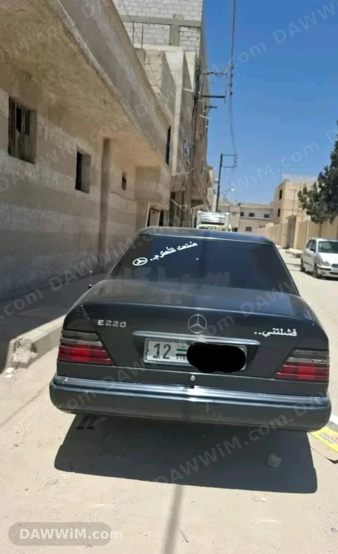 مرسيدس 220 موديل 1989 للبيع