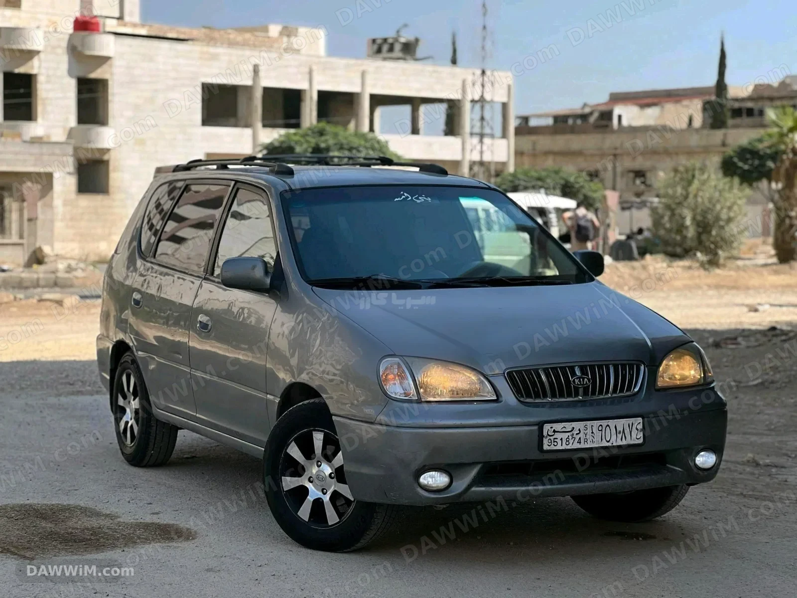 كيا كارينز 2002 مستعملة للبيع
