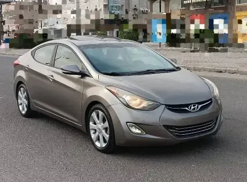 هيونداي إلنترا 2013 نظيفة جداً للبيع