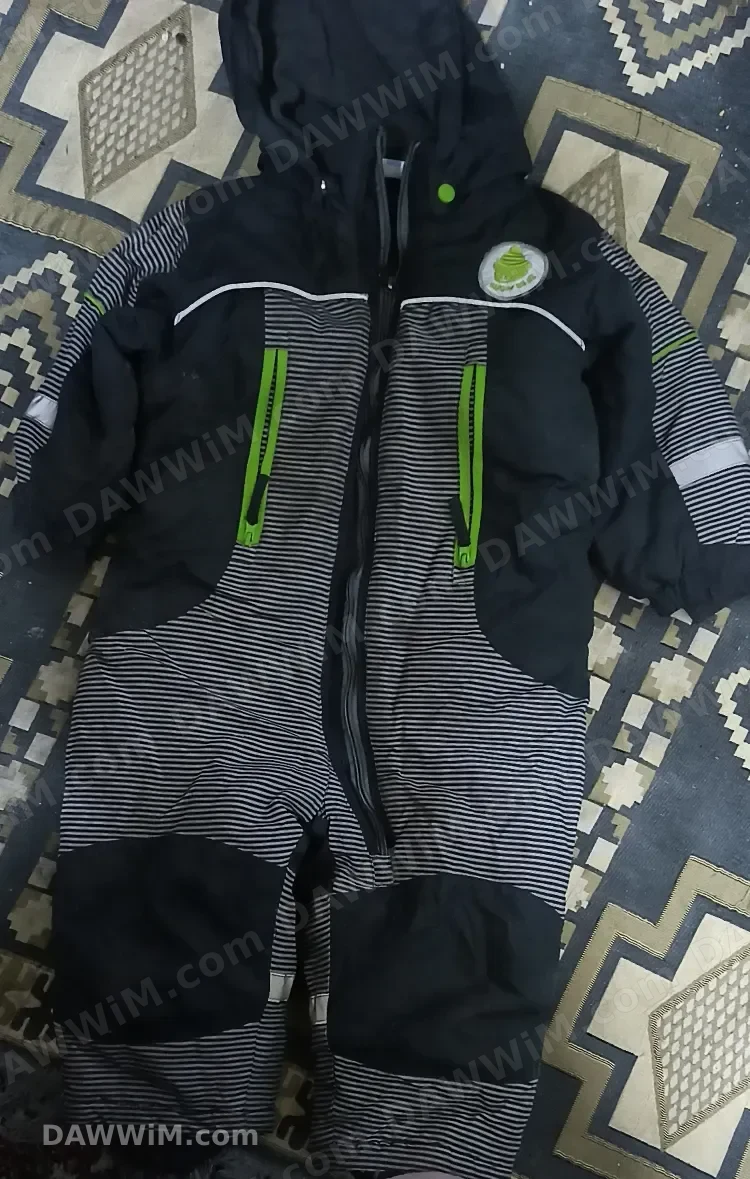 ألبسة وجواكيت أطفال