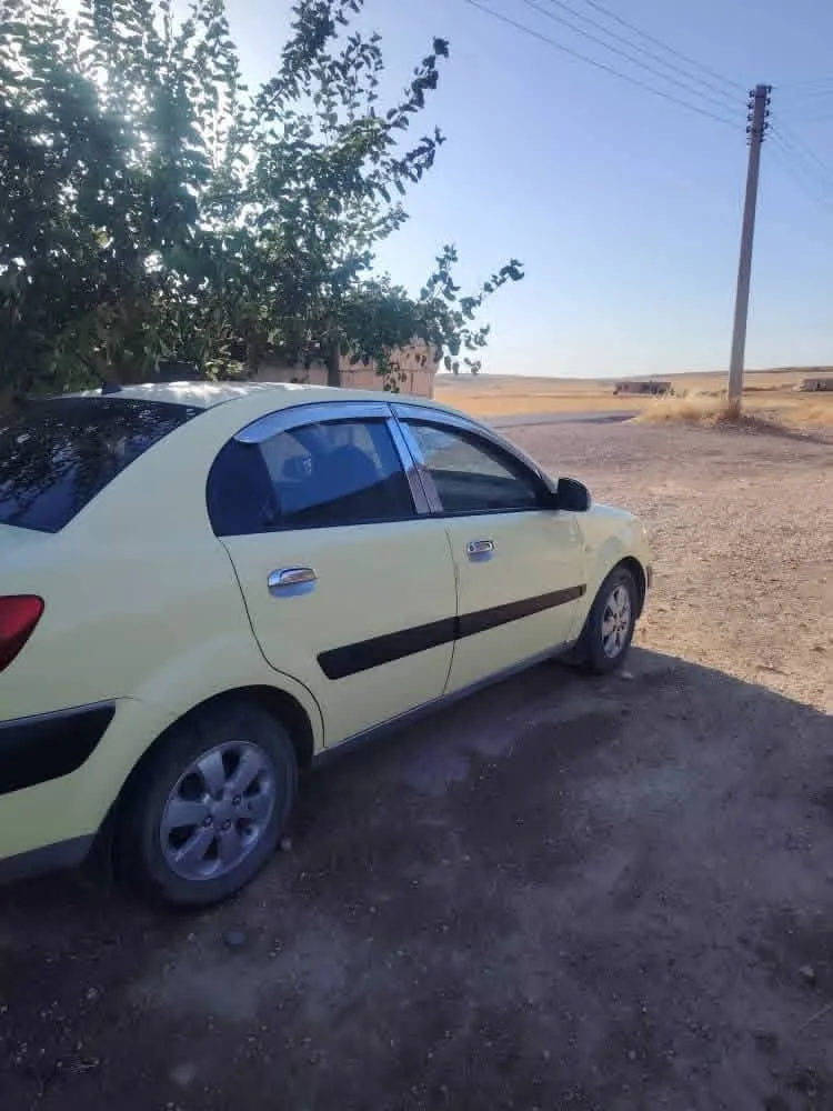كيا ريو أوربي موديل 2005 بحالة الوكالة